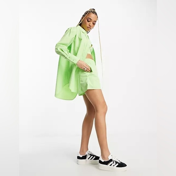 Signature8 Lime Oversized Poplin Button Down Shirt
Size Large - Picture 11 of 11